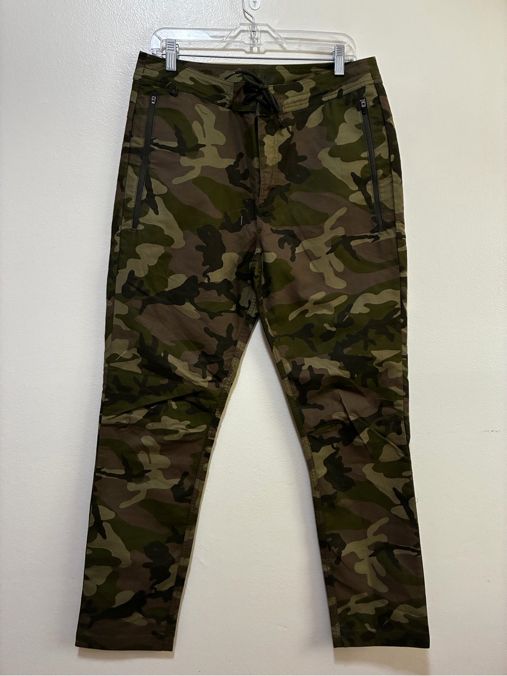 Roark Layover Slim Straight Travel Camouflage Pants size 32